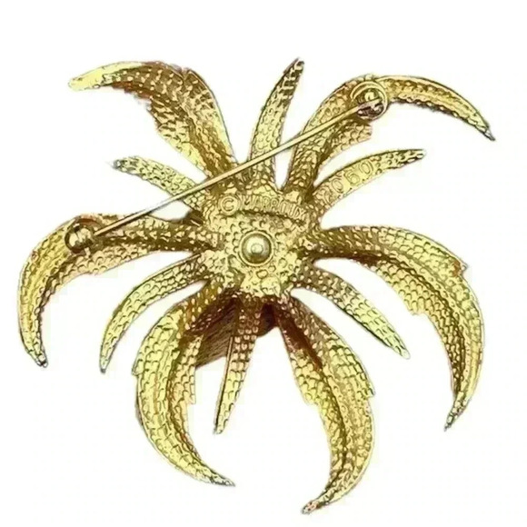 Vintage Marboux Gold Tone Chrysanthemum Brooch Signed and 2050 - Picture 2 of 4